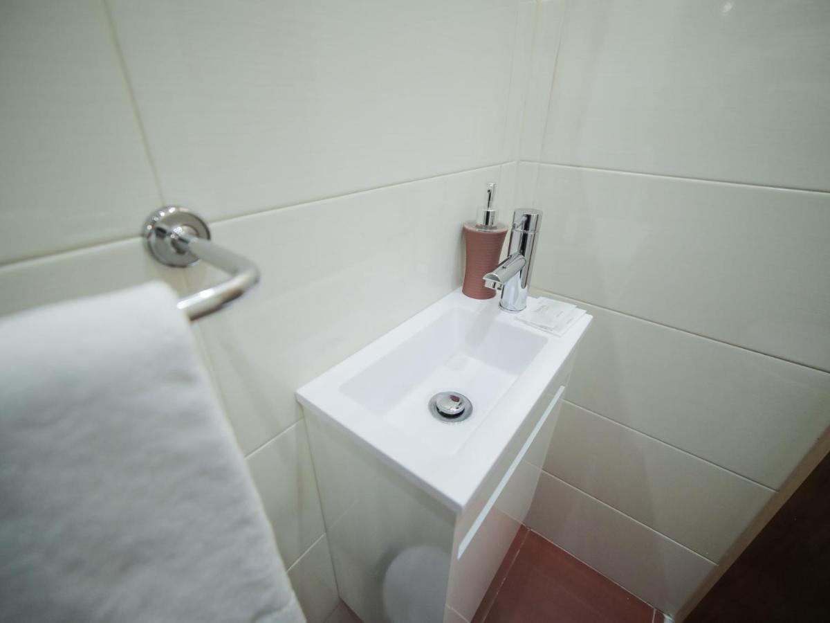 OPORTO GUEST Isac Garden w/ Parking Appartement Vila Nova de Gaia Buitenkant foto