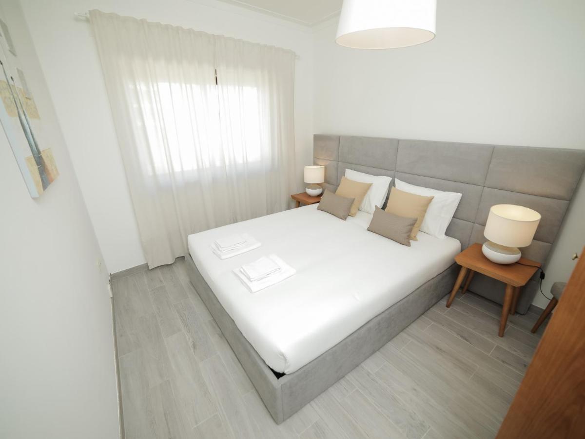 OPORTO GUEST Isac Garden w/ Parking Appartement Vila Nova de Gaia Buitenkant foto